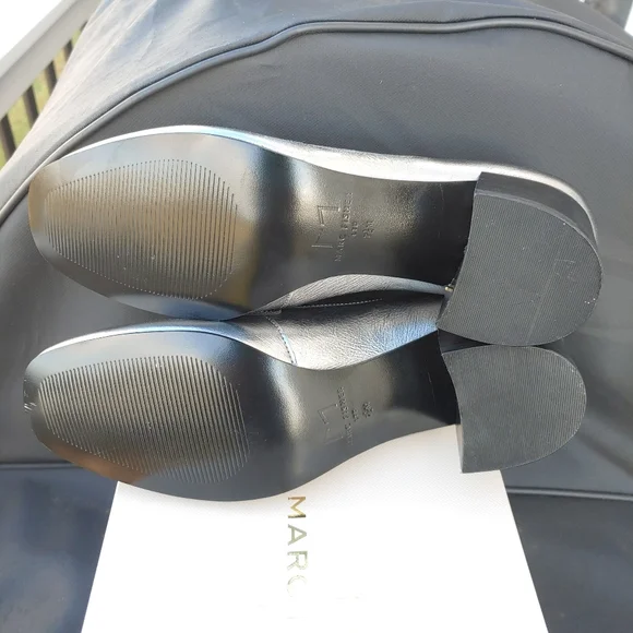 MARC FISHER LTD Leather Hudson Silver Loafers, 7.5 - Picture 8 of 12